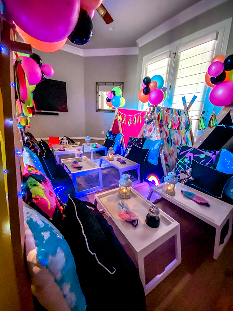 Bringing the best celebration style around with campsite parties, bell tents, glamping, balloon decor, event planning and more. Let us help you celebrate & design the party of your dreams!